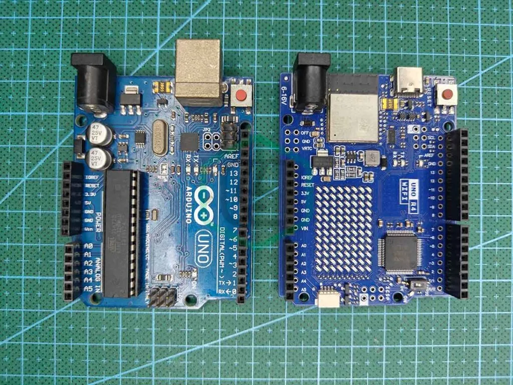 UNO R3 vs UNO R4
